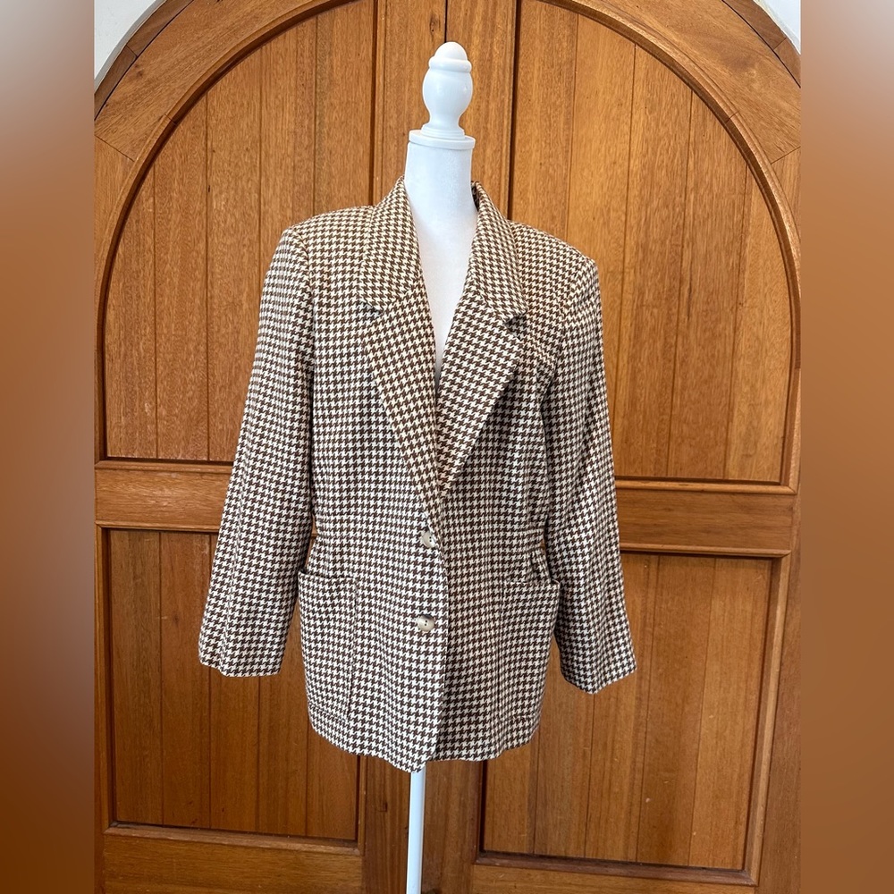 Worthington Brown and white Houndstooth Blazer size 14